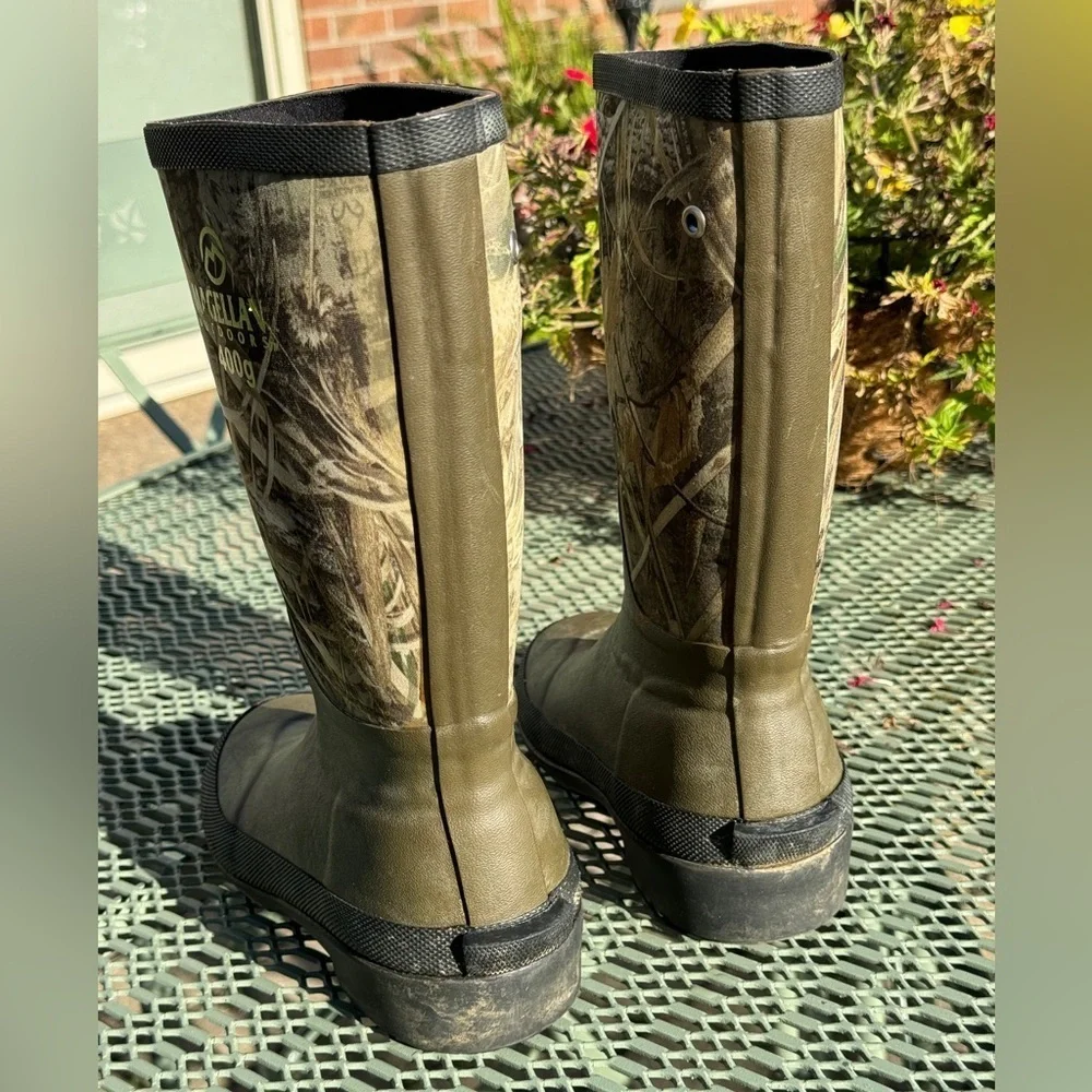 Magellan~Outdoors~400g~Woodland~Camo Rubber Hunting Boots~Children’s Sz 1~G22
